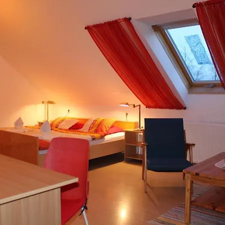 Haus Linda Apartman *