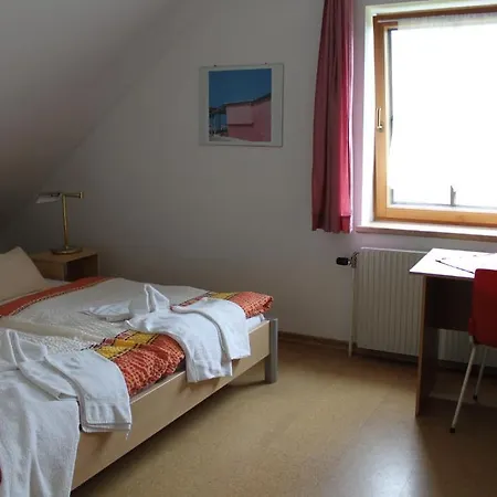 Lägenhet Haus Linda *