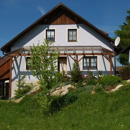 Haus Linda Apartman *